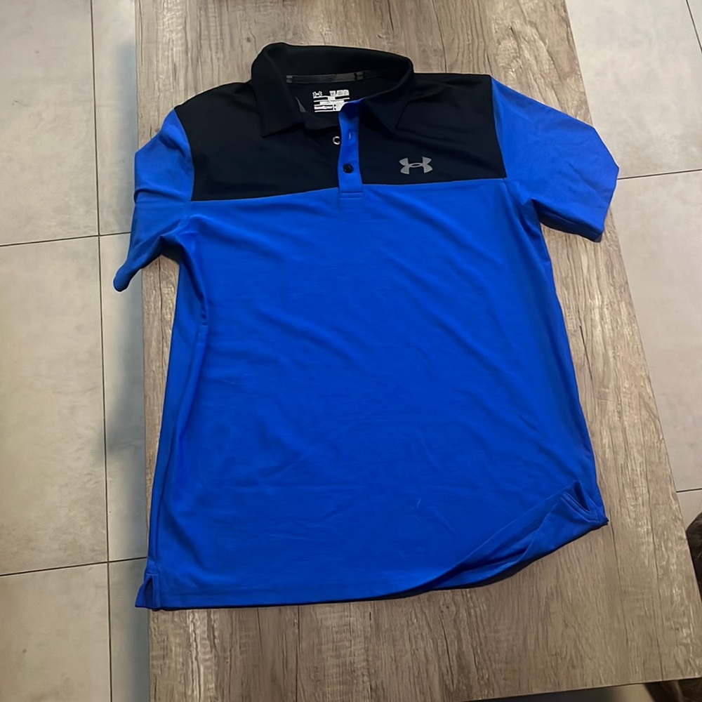 Under armour golf style shirt